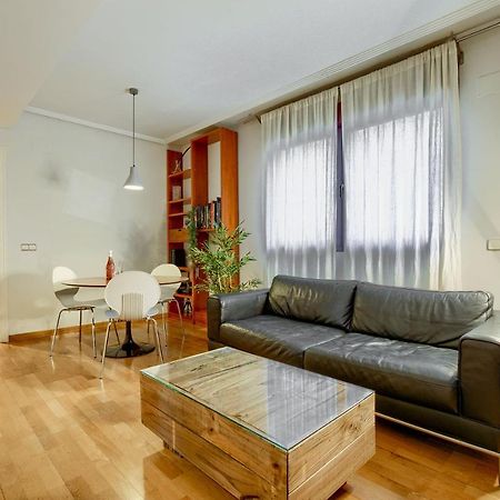 Apartamento En Chamberi Con Piscina - Lovely Apartment In The City Center With Swimming Pool Madrid Dış mekan fotoğraf
