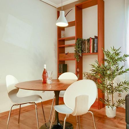 Apartamento En Chamberi Con Piscina - Lovely Apartment In The City Center With Swimming Pool Madrid Dış mekan fotoğraf
