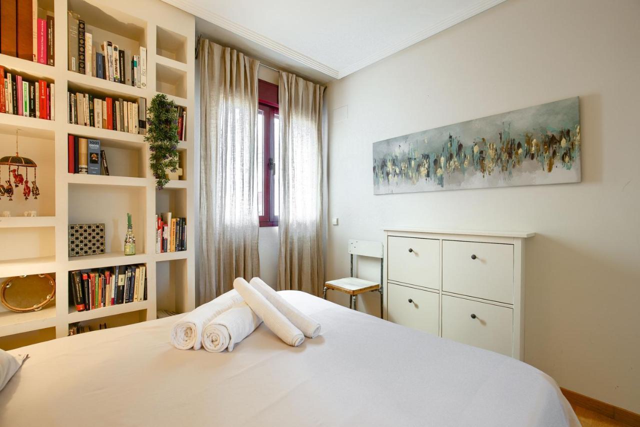 Apartamento En Chamberi Con Piscina - Lovely Apartment In The City Center With Swimming Pool Madrid Dış mekan fotoğraf