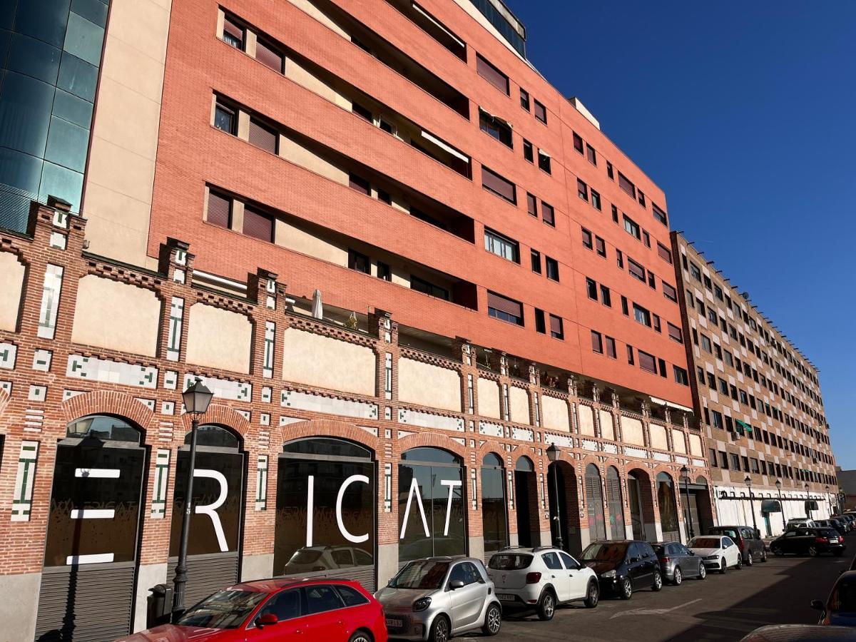 Apartamento En Chamberi Con Piscina - Lovely Apartment In The City Center With Swimming Pool Madrid Dış mekan fotoğraf